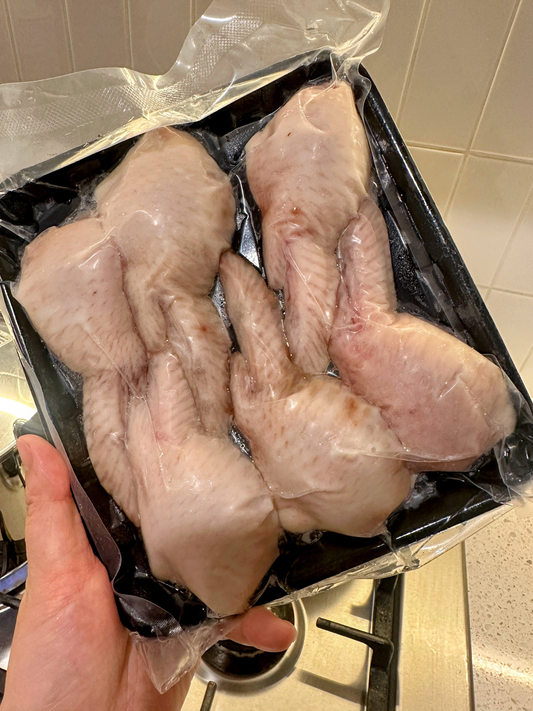 "Fly me to the Sea" Chicken Wings (frozen)